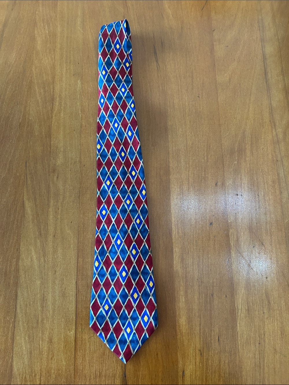 Vintage Perry Ellis Silk Tie with Geometric Diamond Pattern